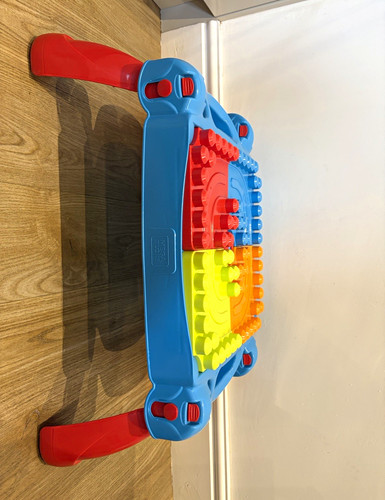 Mega bloks build - mega, play