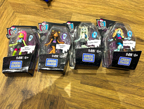 Monster high mega - bloks, series